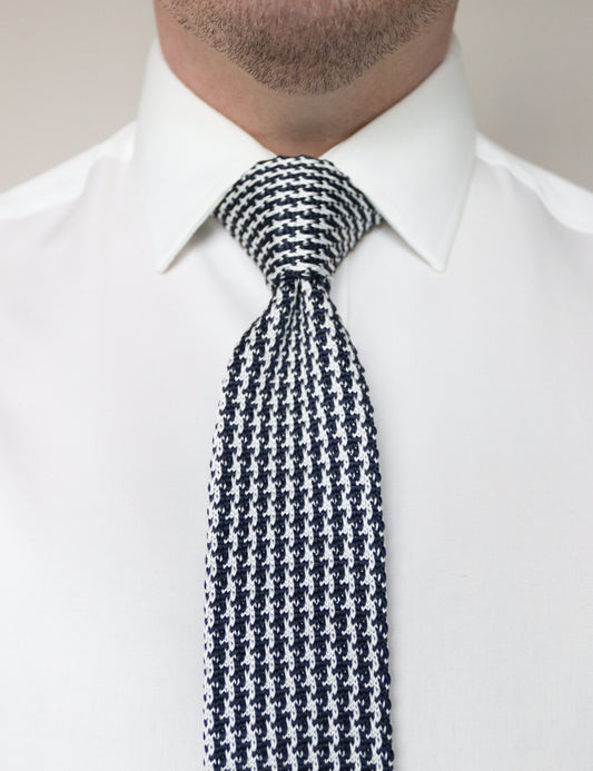 Houndstooth Design Knitted Tie With Square End - Navy Blue